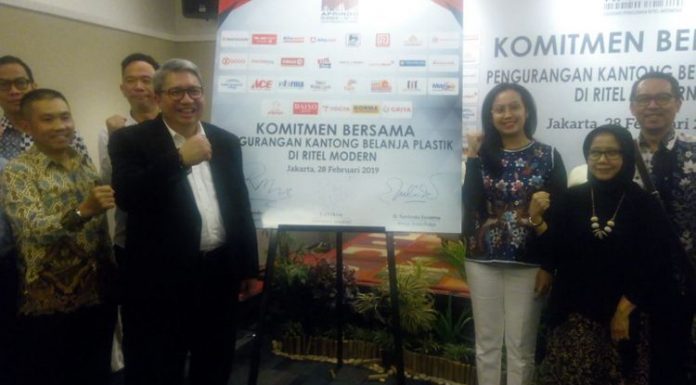 40.000 Ritel Modern Sepakat Kurangi Penggunaan Kantong Plastik