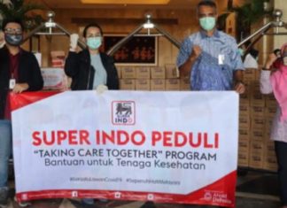 Super Indo Berikan Bantuan Kepada Petugas Medis di Jakarta